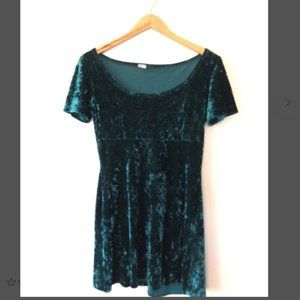 VINTAGE green velvet mini dress
